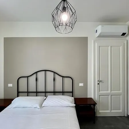 Casa De Paoli Apartmán Stresa